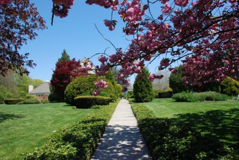 Southampton Inn Bagian luar foto